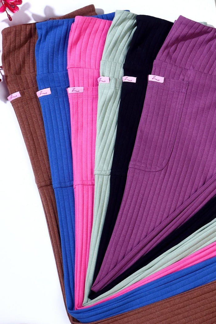 Rosewood Mom Legging; garment is suitable for daily use and provides comfort.