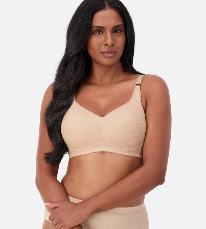 BEIGE TRIUMPH AMOUR MATERNITY LACE BRA