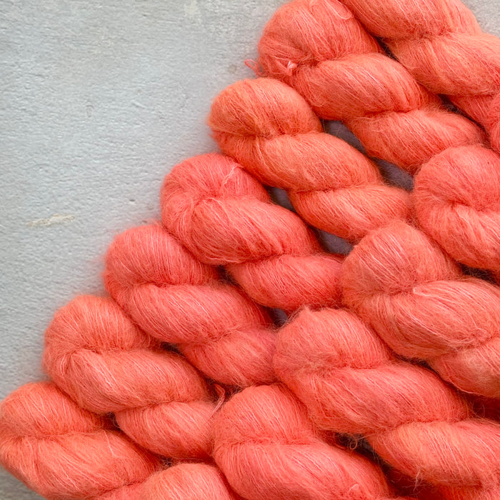 Atomic Apricot- Cria Cloud