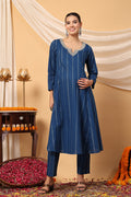 Azure Blue Essence Cotton Suit Set: Convenient Feeding for easy nursing, featuring a Flattering A-Line silhouette.