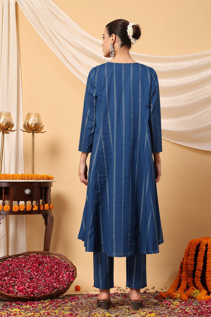 Close-up of the Azure Blue Essence pattern and soft Cotton fabric texture.