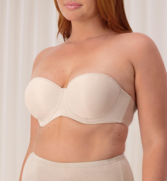BEIGE TRIUMPH BEAUTIFUL SILHOUETTE STRAPLESS BRA