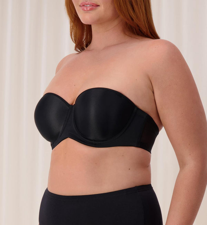 BLACK TRIUMPH BEAUTIFUL SILHOUETTE STRAPLESS BRA