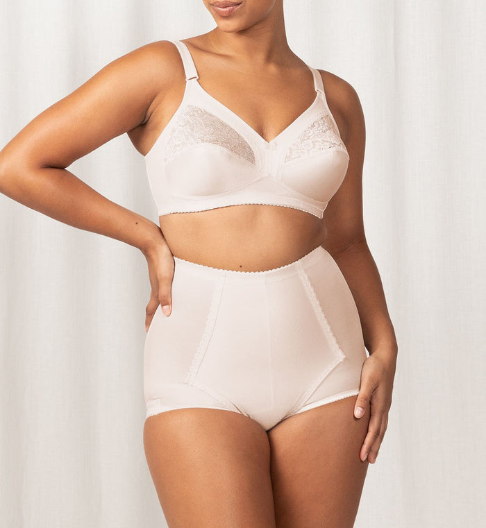IVORY TRIUMPH BELFORM SHAPEWEAR BRIEF