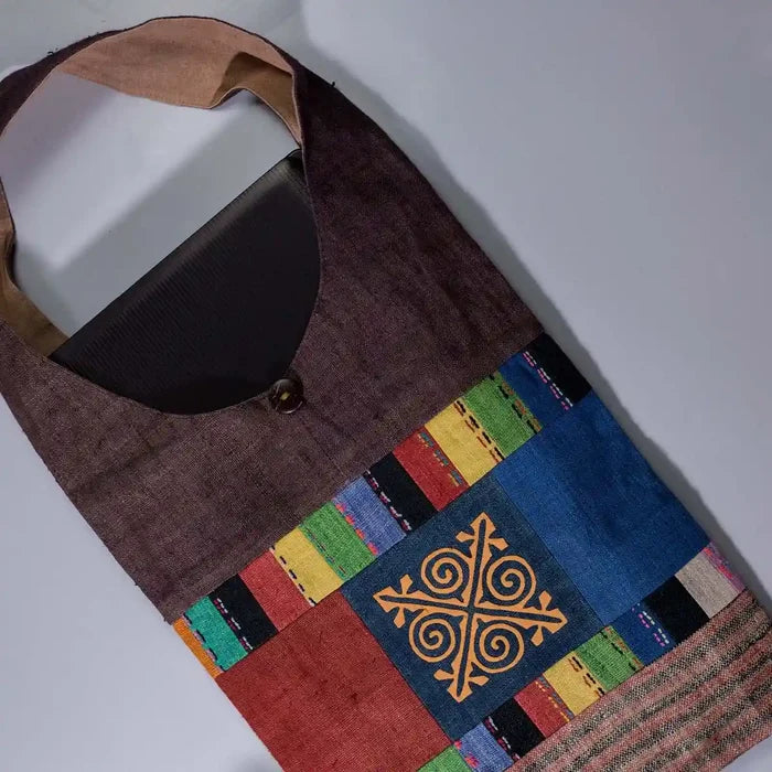 Vindigo shoulder bag brown hemp gold spiral embroidery front angle