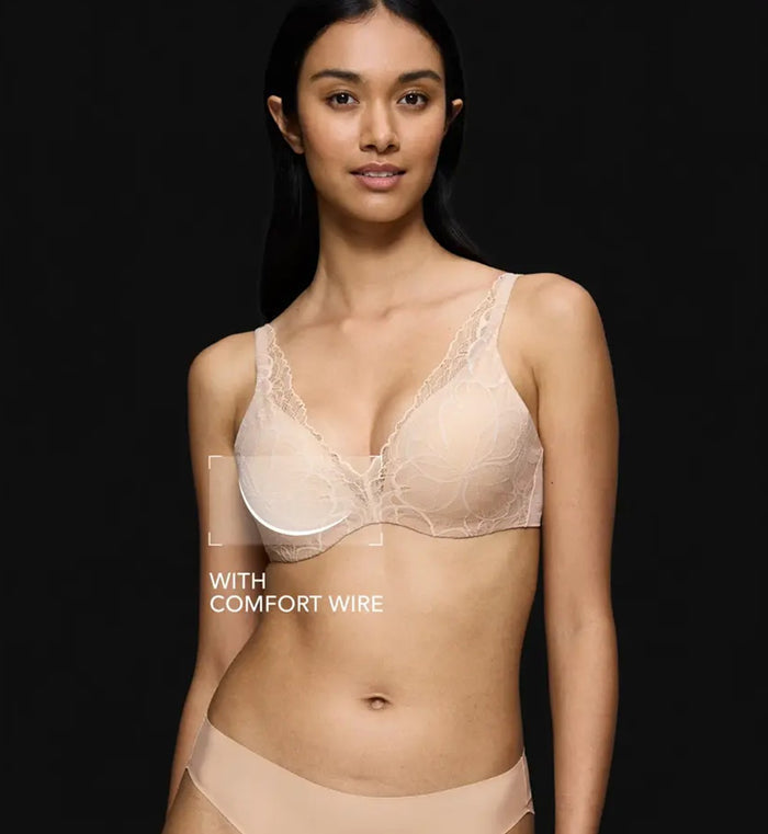 BEIGE TRIUMPH BODY MAKE UP ILLUSION LACE WIRED PADDED