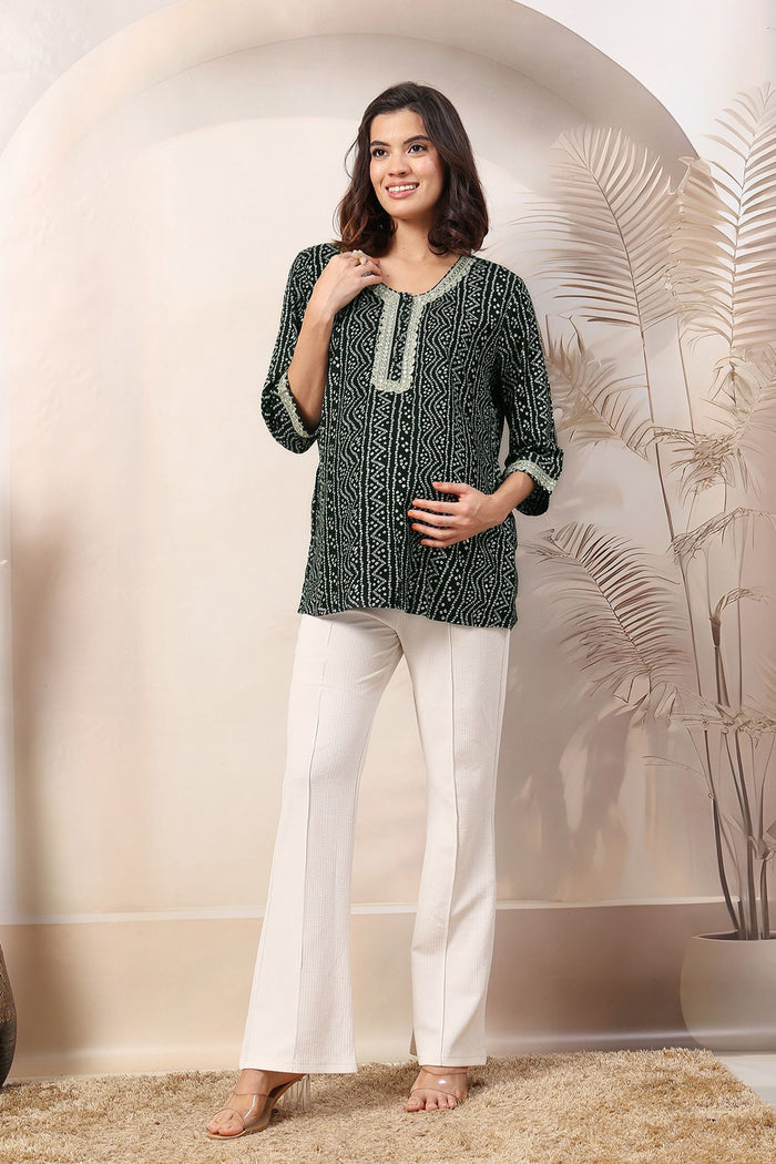 Bottle Green Feeding Top; zipless access ensures simple and quick nursing.