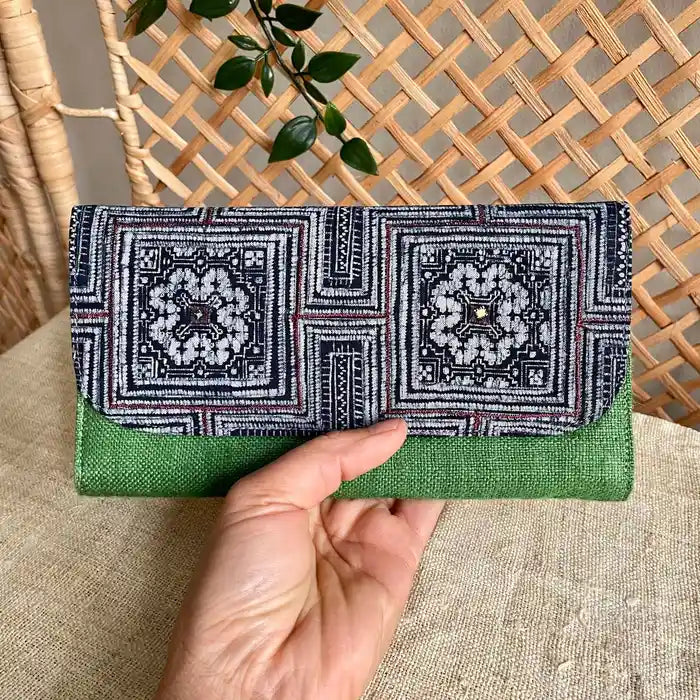 Vindigo long purse green hemp tribal front view with hand