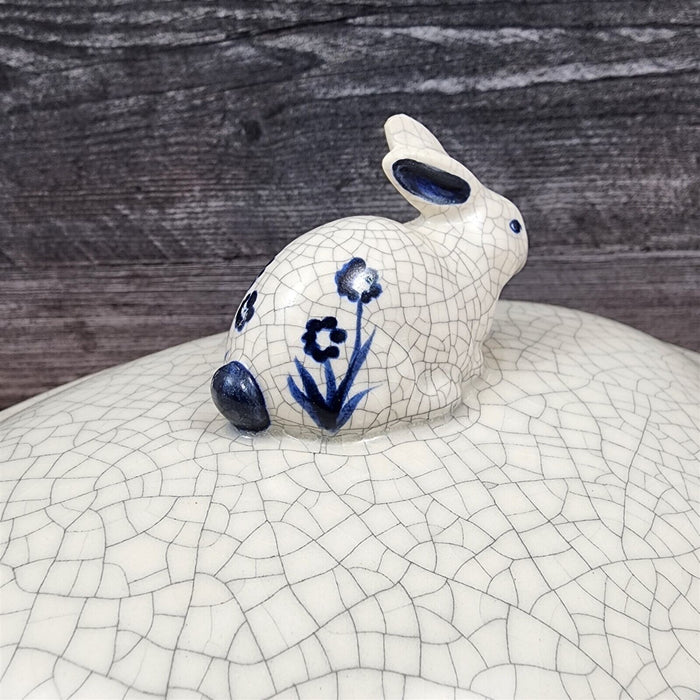Dedham Pottery Rabbit Oval Covered Vegetable Casserole Dish By Pottery Shed