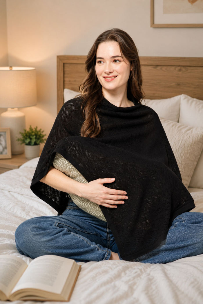 Ebony Elegance Honeycomb Feeding & Nursing Cover