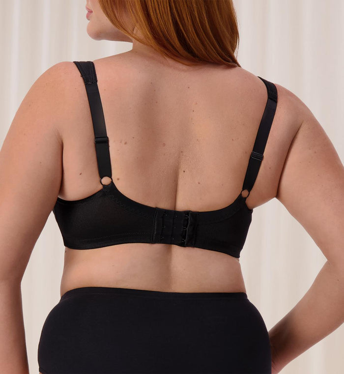 BLACK TRIUMPH ENDLESS COMFORT WIREFREE BRA