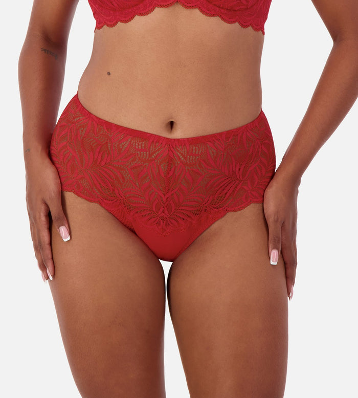 RED TRIUMPH ESSENTIAL LACE MAXI