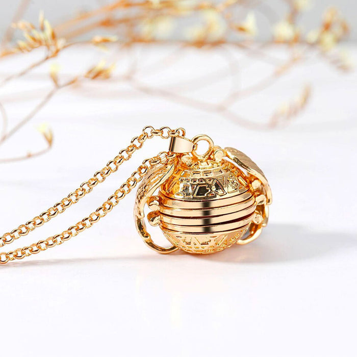 Expandable Photo Locket Necklace