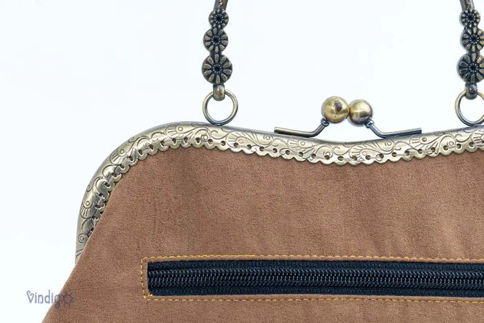 Vindigo vintage embroidery handbag copper clasp and frame detail
