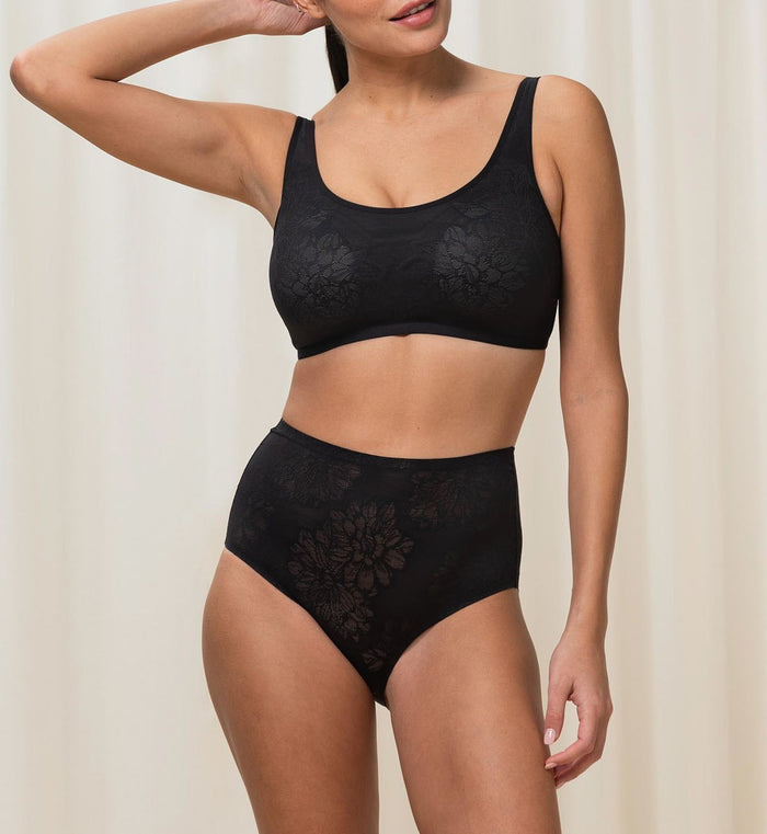 BLACK Plus Size FIT SMART BRA TOP