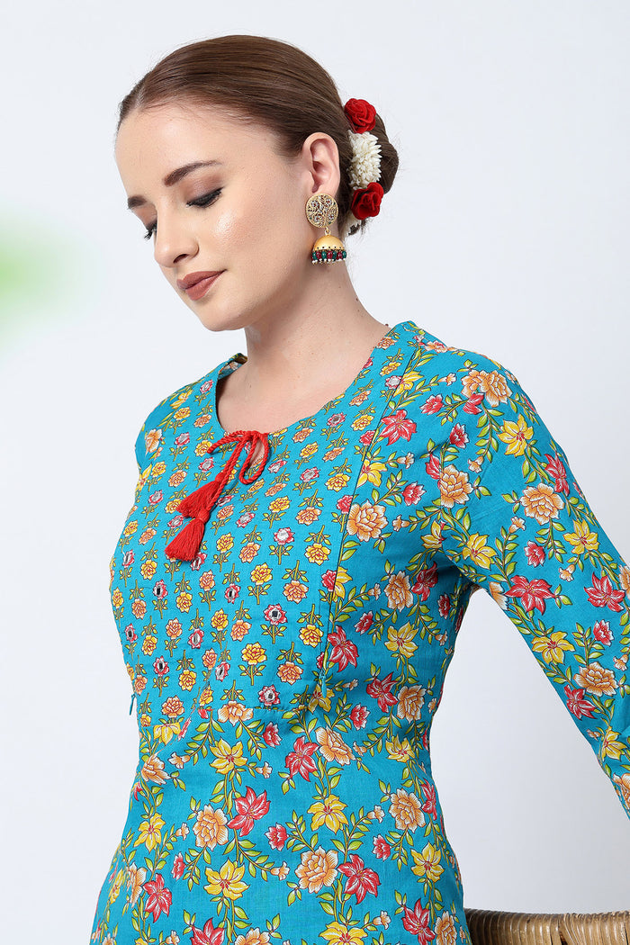 High-quality image of the Cotton texture and finish of the Floral Ed Zip Kurta Set.