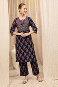 Floral Zip Cotton Cotton Kurta Set: Convenient Feeding for easy nursing, featuring a Relaxed Maternity silhouette.
