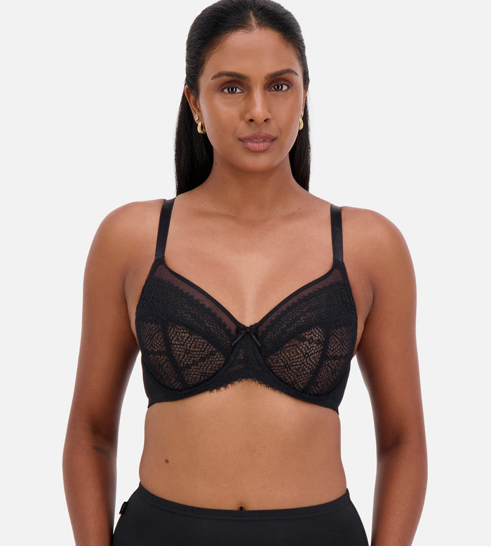 BLACK FORMFIT LACY SHEER MINIMISER W