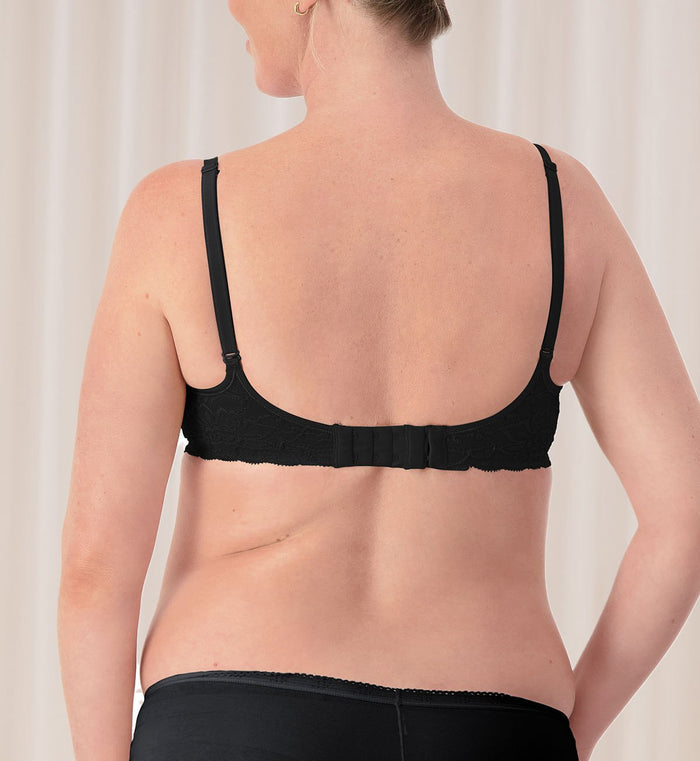 BLACK TRIUMPH GORGEOUS MAMA LACE WIREFREE BRA