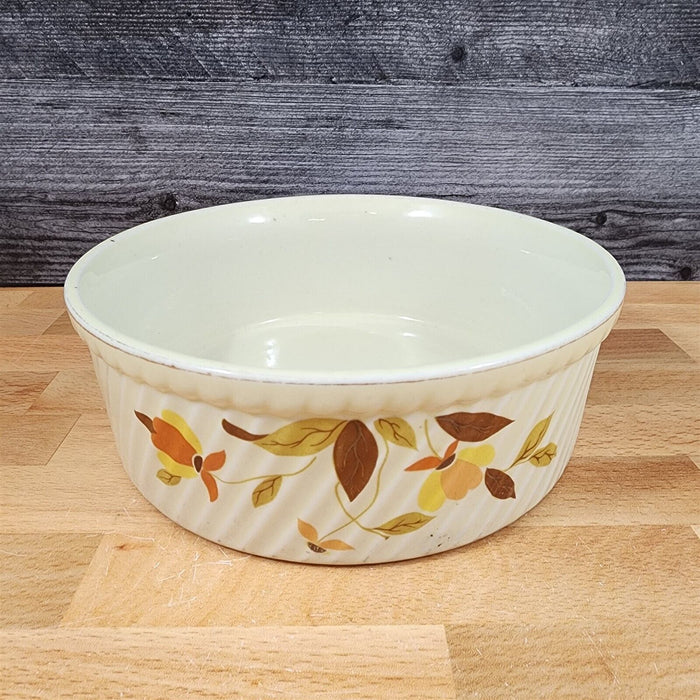 Hall Autumn Leaf Round 3 Pint French Baker USA Floral Dinnerware 7 3/4"