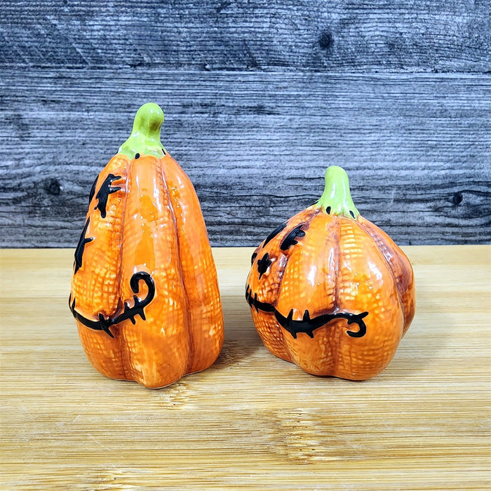 Halloween Salt Pepper Set Stitched Pumpkin Jack-o-Lanterns Fall Ceramic Blue Sky