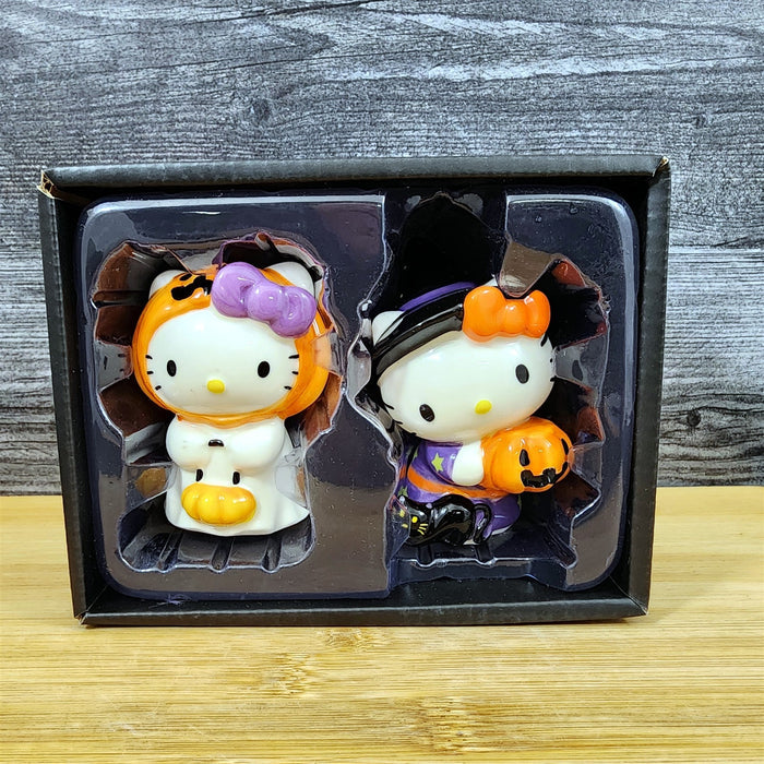 Hello Kitty Halloween Trick Treat Collectible Salt Pepper Set Ceramic Blue Sky