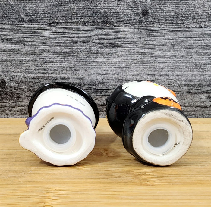 Hello Kitty Halloween Trick Treat Witch Costume Salt Pepper Set Ceramic Blue Sky