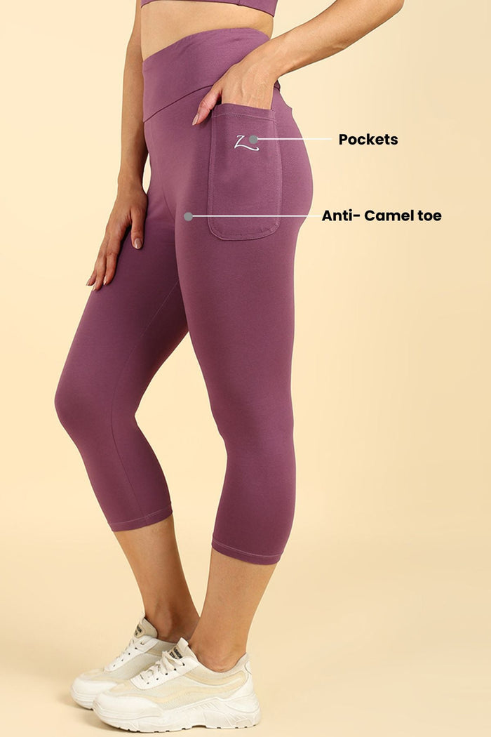 Rosewood Mom Capri waistband; panel adjusts to fit body size changes.