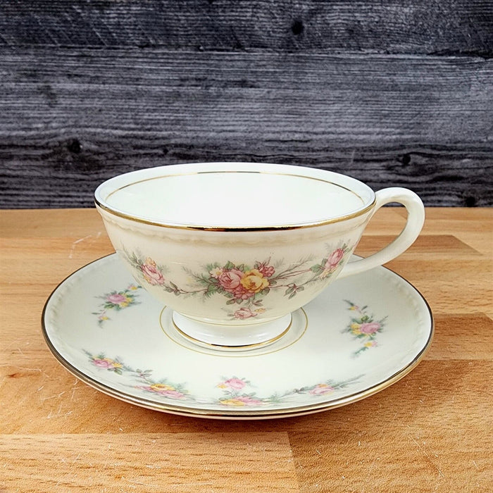 Homer Laughlin Countess Georgian Eggshell Set of 2 Floral Cup and Saucer F49N5
