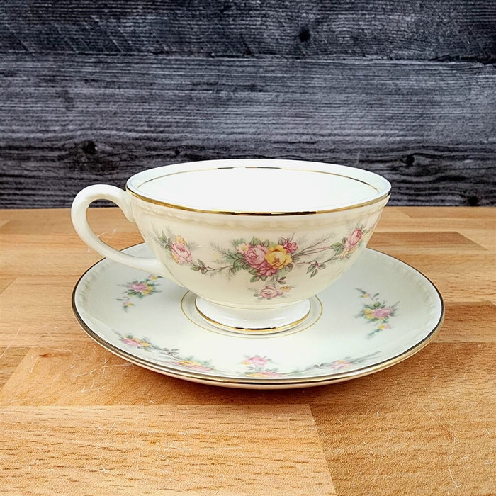 Homer Laughlin Countess Georgian Eggshell Set of 2 Floral Cup and Saucer F49N5