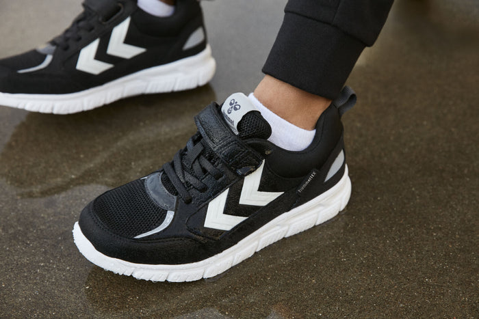 Hummel Kids Waterproof Trainers|X-Light 2.0 Tex|Black