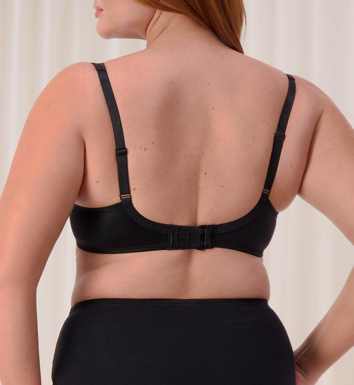 BLACK TRIUMPH LACY MINIMISER BRA
