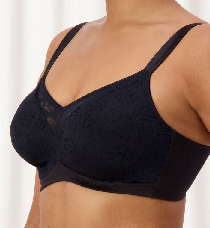 BLACK TRIUMPH LACY WIREFREE MINIMISER