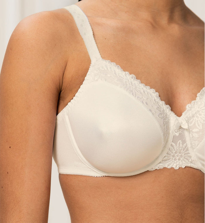 IVORY TRIUMPH LADYFORM SOFT BRA