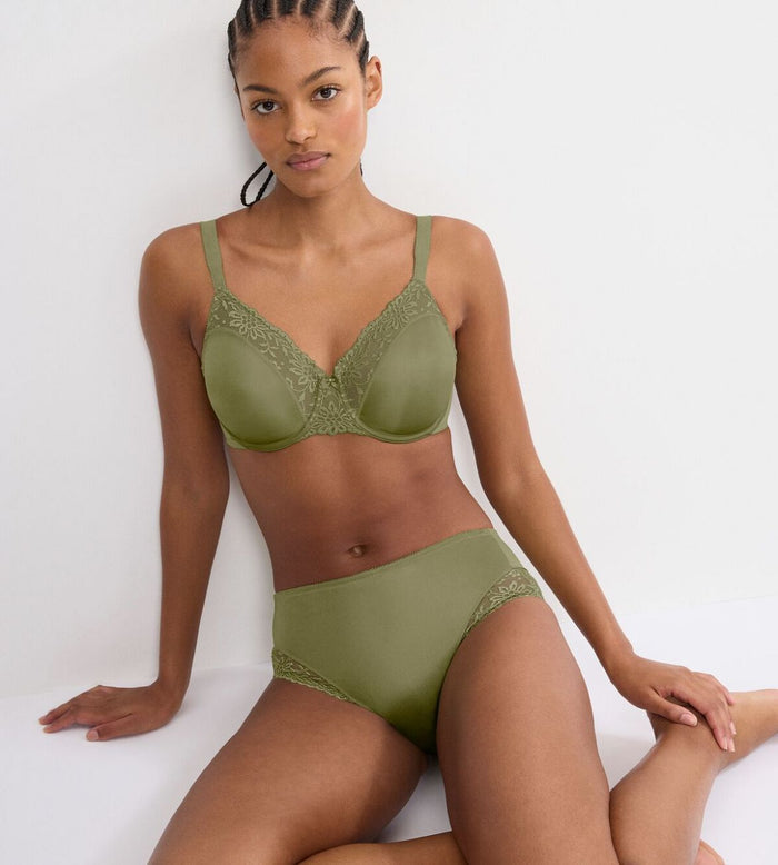 OLIVE GOLD TRIUMPH LADYFORM SOFT MINIMISER BRA