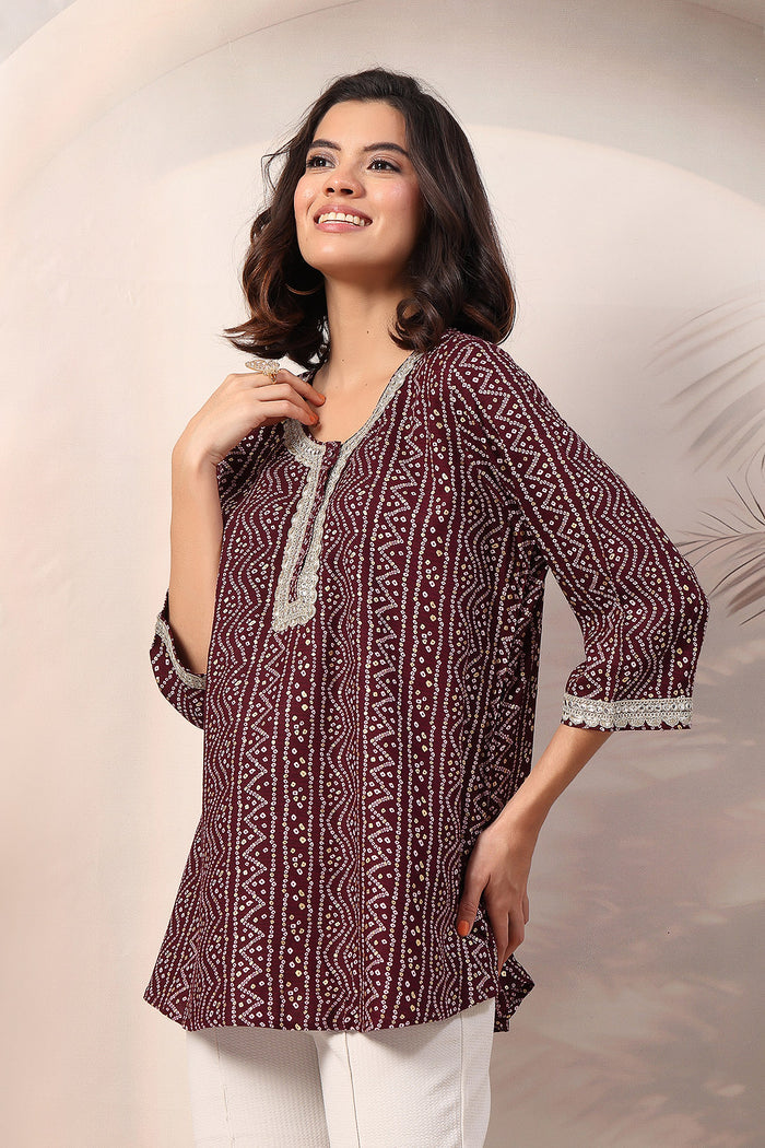 Maroon Top sleeves; sleeves offer coverage and relaxed fit.