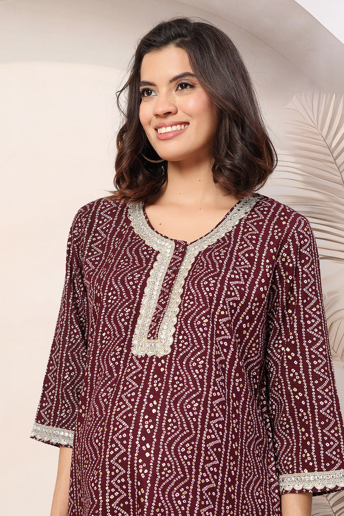 Maroon Feeding Top; zipless access ensures simple and quick nursing.