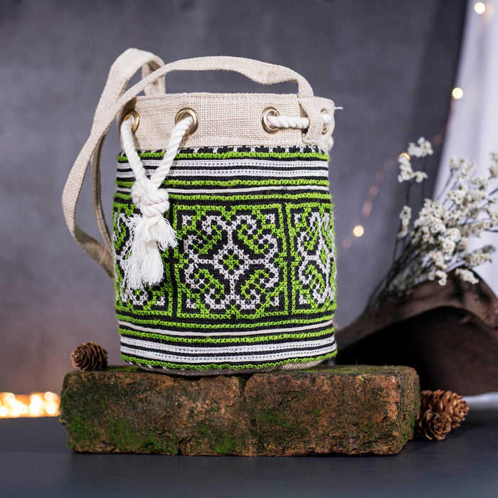 Mini cosmetic bag, green embroidery, string to use as cross-body bag