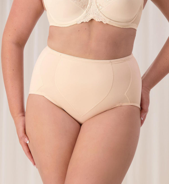 GREY TRIUMPH MINIMISER HIPS PANTY