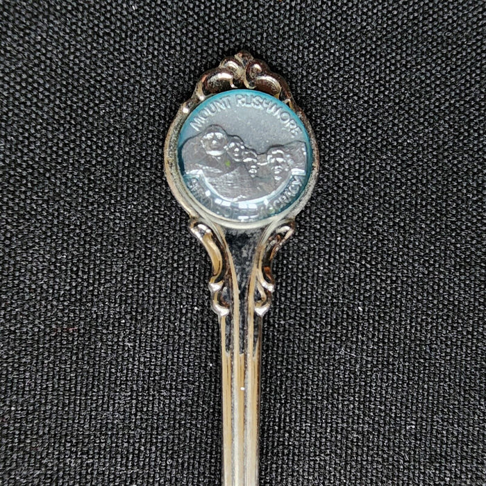 Mount Rushmore South Dakota National Park Collectible Travel Souvenir Spoon 4.5"