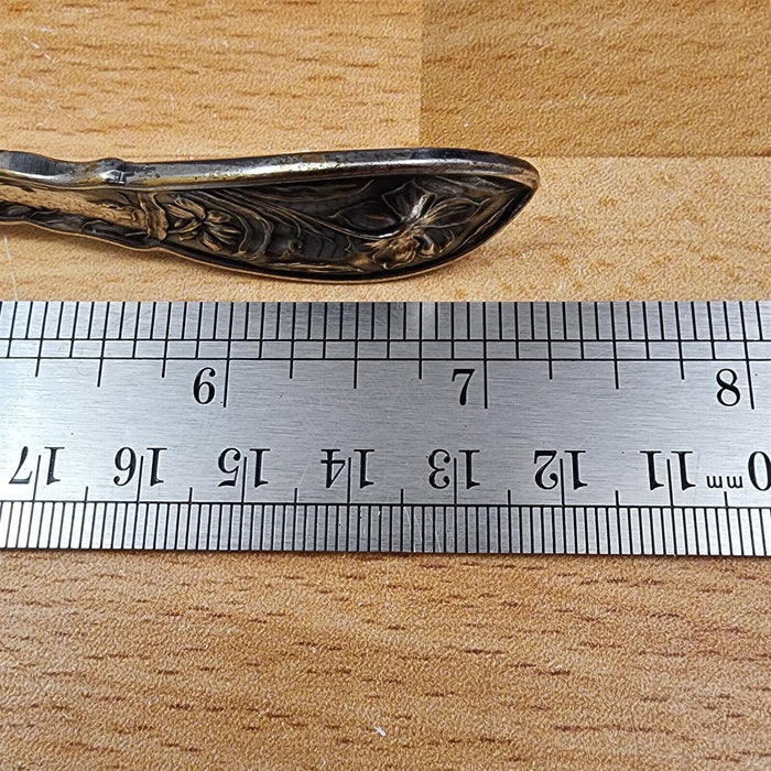 Narcissus by Oneida Silver 1908 Flat Twisted Handle Master Butter Knife flatware