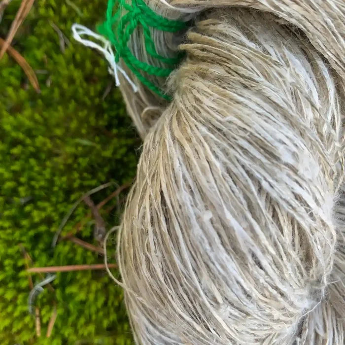 Ekologiskt Handspunnet Hampagarn – H’mong Hantverk Vietnam