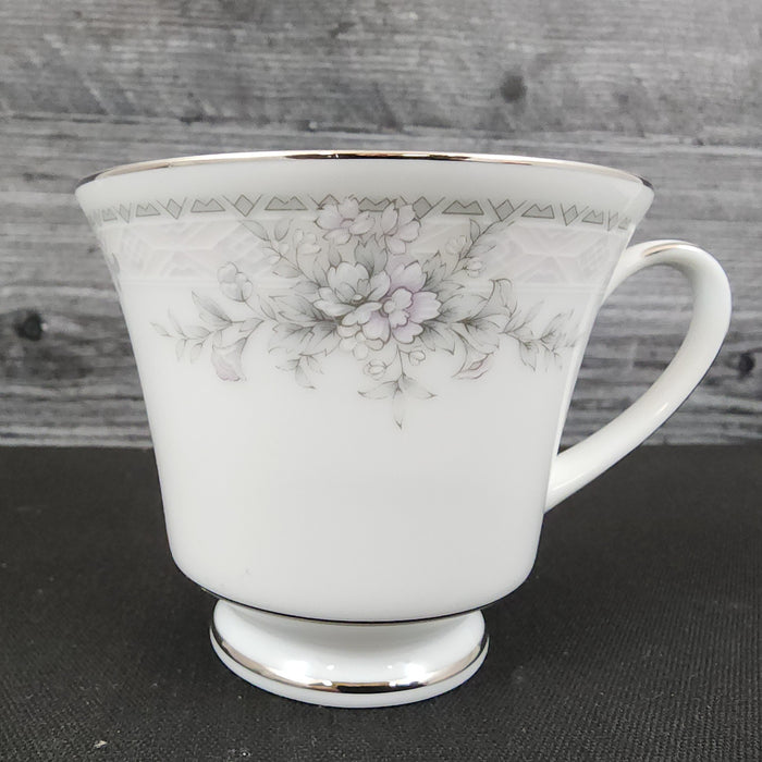 Noritake Sweet Leilani Set of 4 Tea Cup & Saucer Coffee Mug Legendary 3482