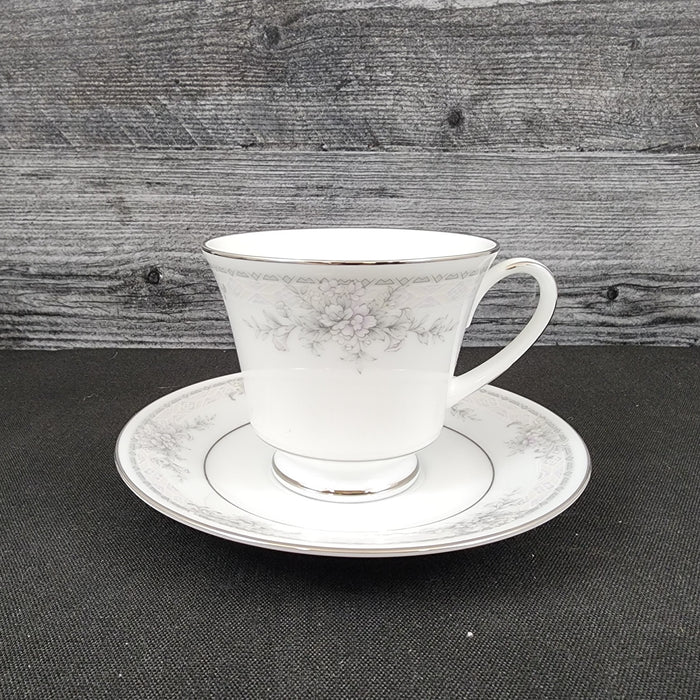 Noritake Sweet Leilani Tea Cup Saucer Coffee Mug Ceramic Legendary 3482