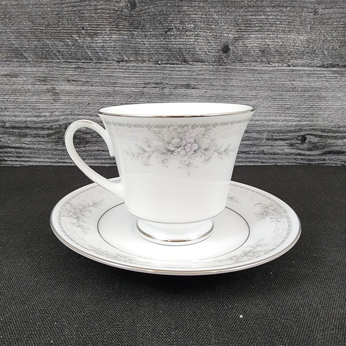 Noritake Sweet Leilani Tea Cup Saucer Coffee Mug Ceramic Legendary 3482