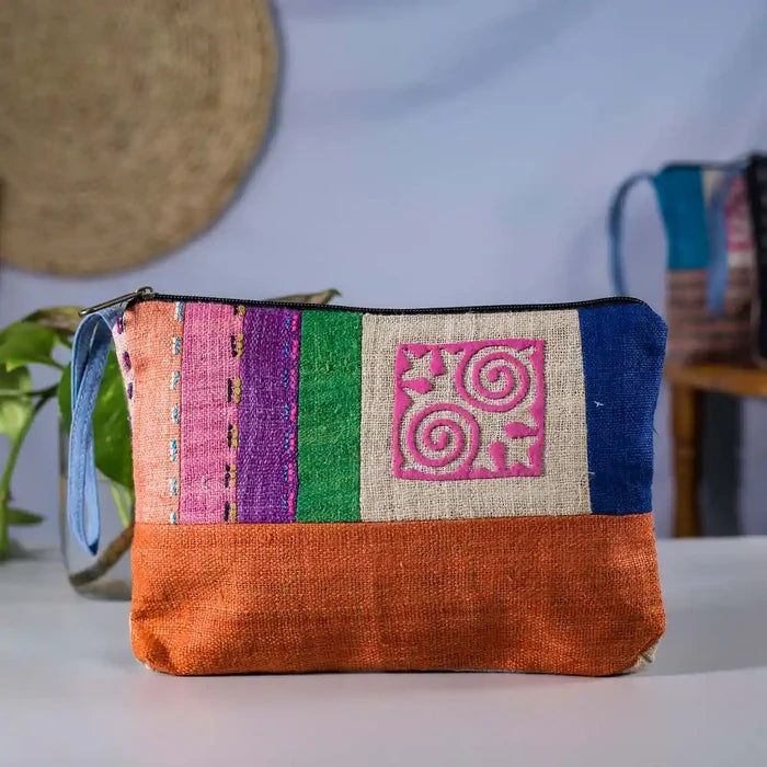 3_8472-vindigo-cosmeticbag-orangepink-hemp-embroidered-front.webp
