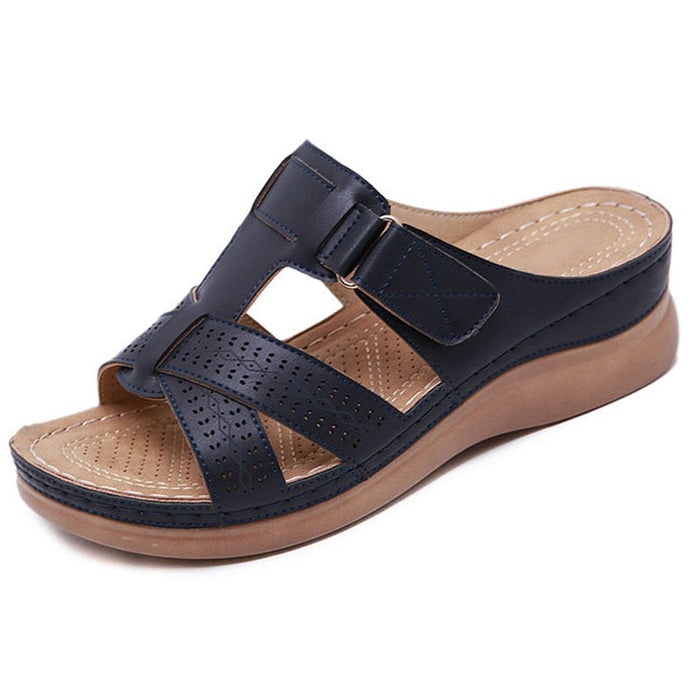 Black / 35