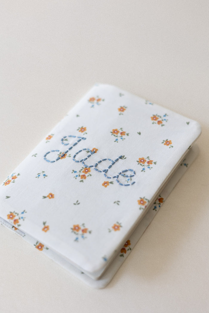 Passport holder - Daria