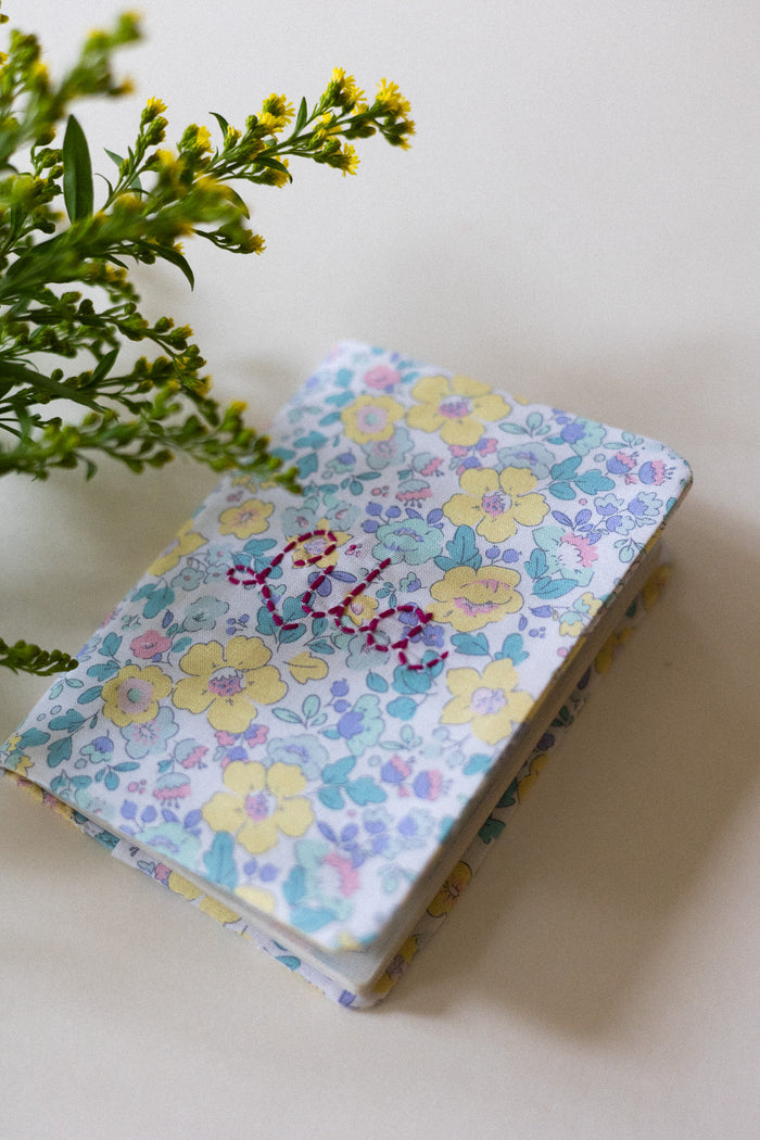 Passport holder - Summer Flowers