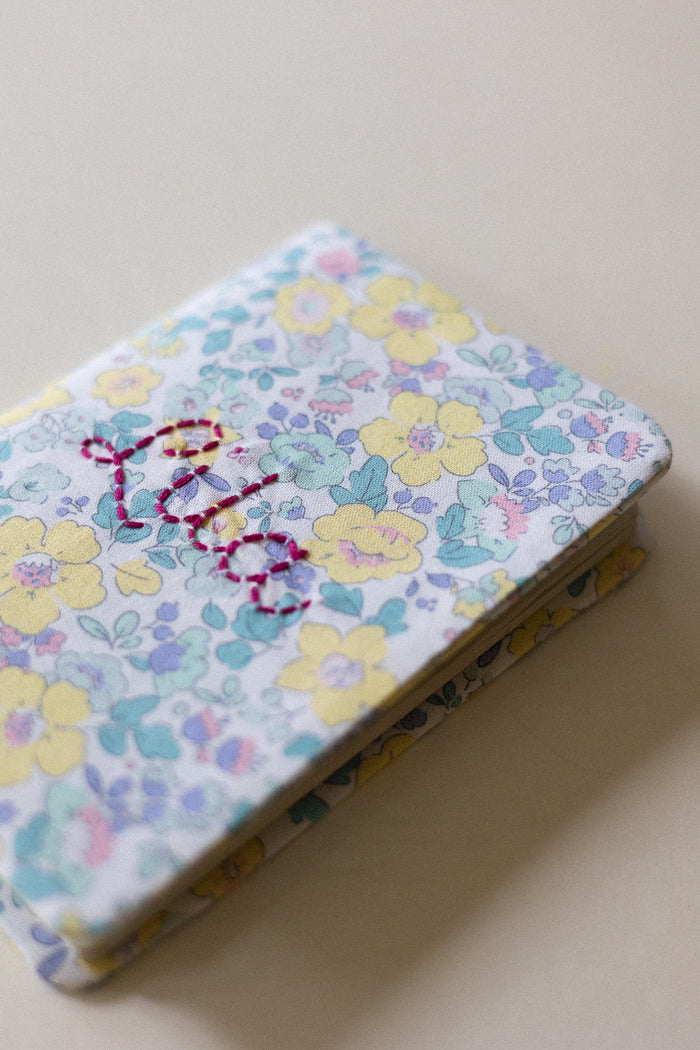 Passport holder - Summer Flowers